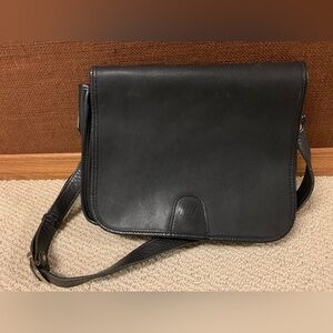 Genuine Leather Women’s Purse. Black
